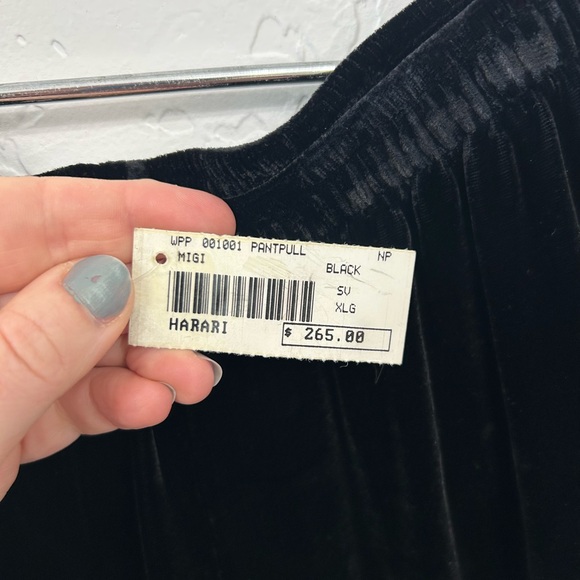 Harari Black Velvet Pants XL - Picture 4 of 5